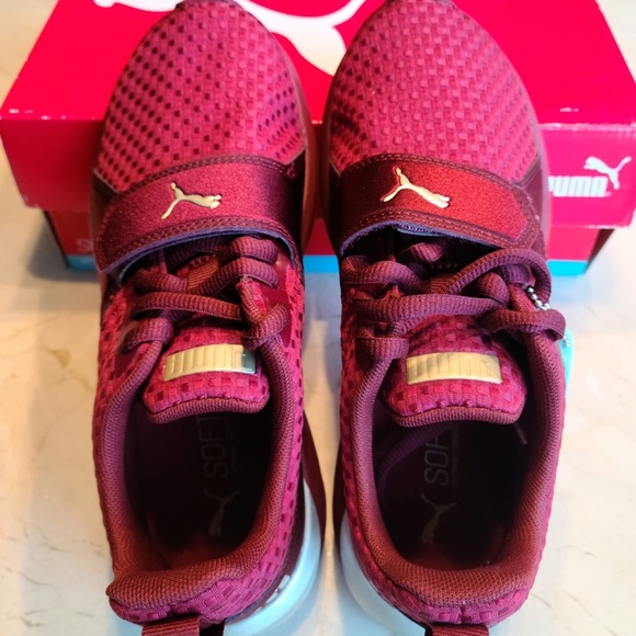 PUMA Prodigy womens Sneaker Size US 7 - Picture 3 of 3